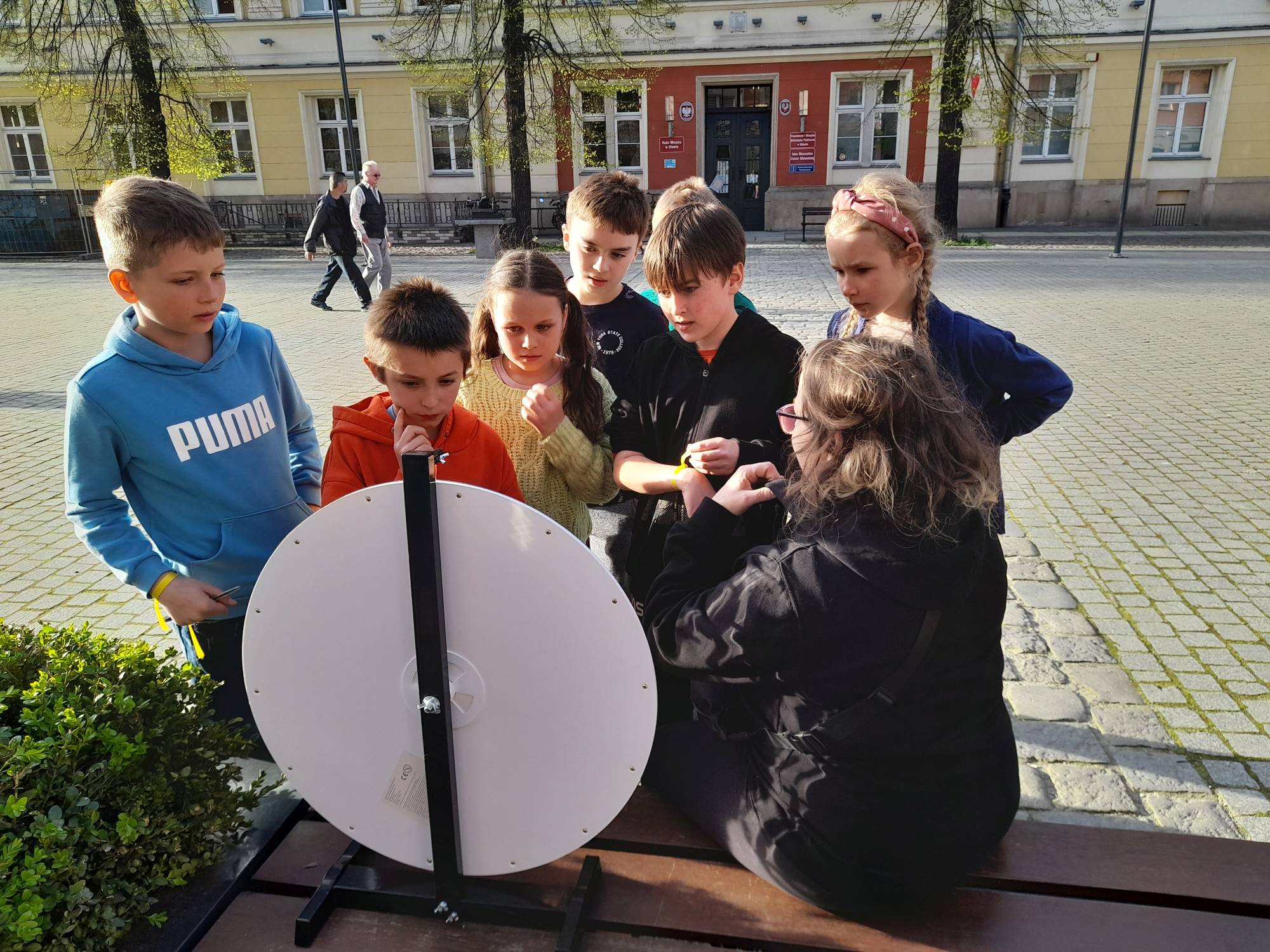 Wieczór pełen wyzwań z Hansem Christianem Andersenem - Oddział Dziecięcy biblioteki Koronka